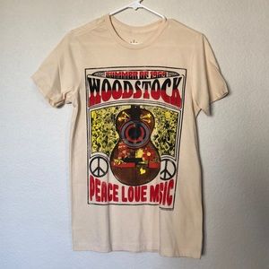 EARTHBOUND GRAPHIC TEE